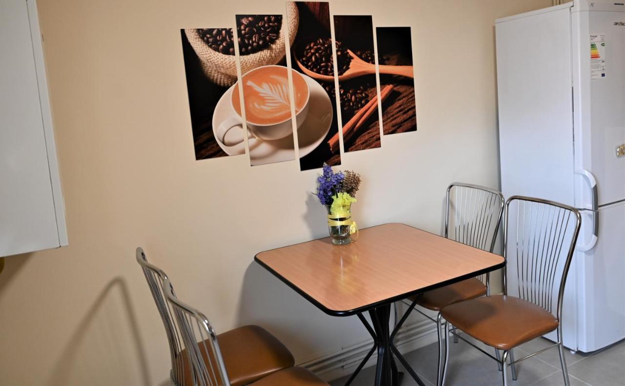 Marin Hotel Apartment Brašov Exteriér fotografie